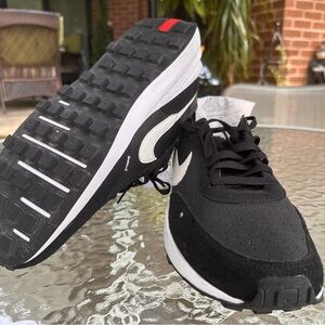 Men’s Nike Sneakers Size 10 (USA size 11)